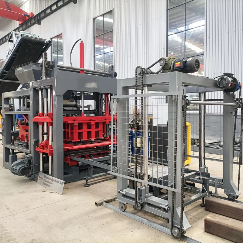 QT4-15 Concrete Block Making Machine